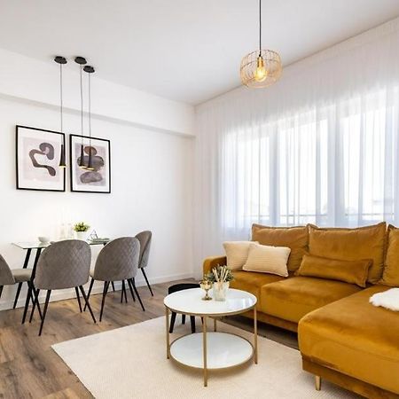 Majestic Apartament With View In Magheru Bucureşti Ngoại thất bức ảnh