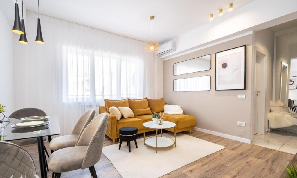 Majestic Apartament With View In Magheru Bucureşti Ngoại thất bức ảnh