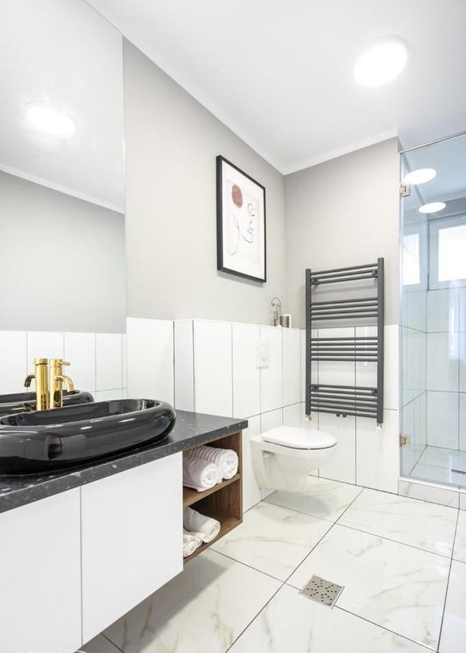 Majestic Apartament With View In Magheru Bucureşti Ngoại thất bức ảnh